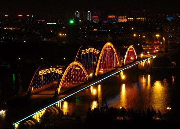 城市亮化工程的設計原則是什么？